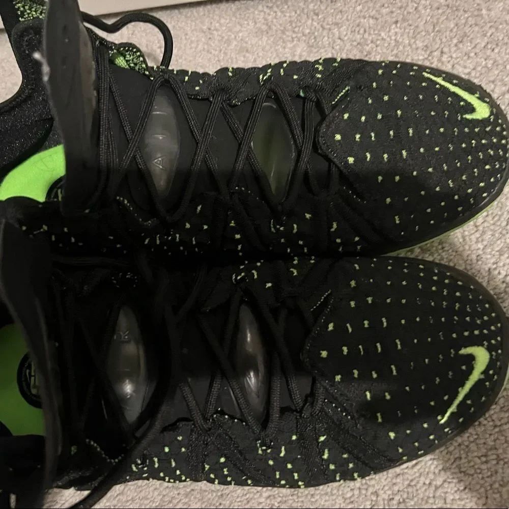 Nike Lebron 18 Dunkman Lebron James Basketball Sneakers Black Sz 9